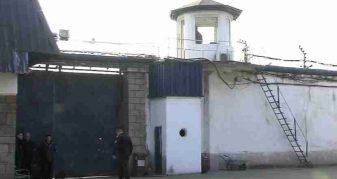 Info Shqip: Ish i burgosuri u emërua drejtor burgu! Qeveria e tërhoqi emrin e Ibraim Elezit