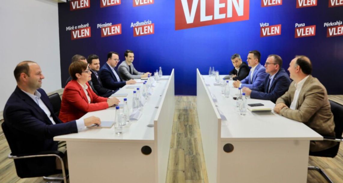 VLEN dhe VMRO gati kuadrot e eshalonit të tretë