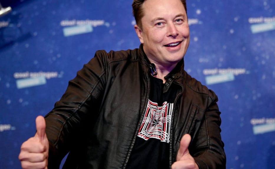 Musk konfirmon lindjen e fëmijës së tij të 14-të